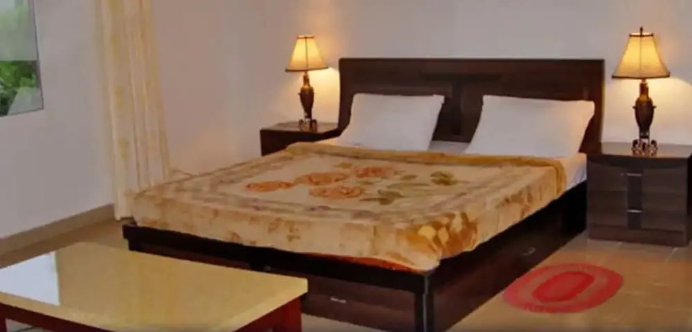 Hilary Hotel
