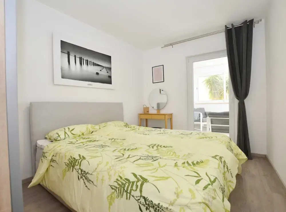 Tranquil and Bright Apartment With Loggia