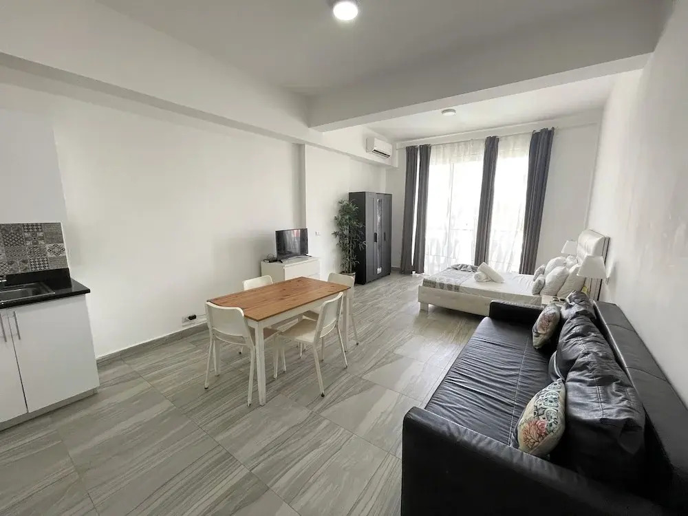 Studio Apart Hotel Rooftop Pool Beach