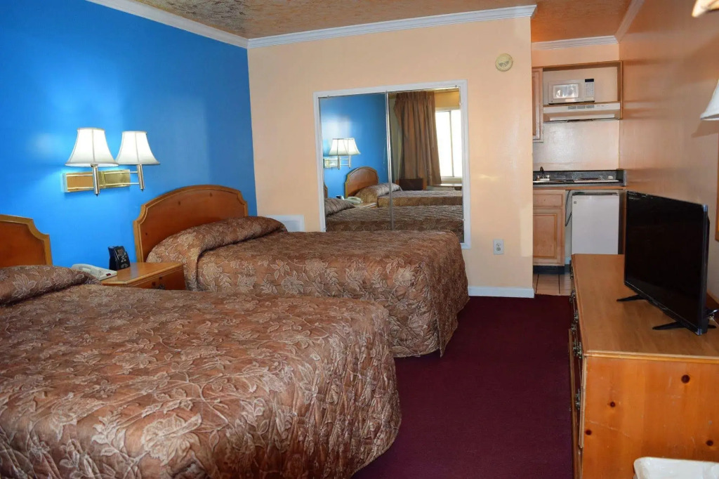 Fort Eustis INN
