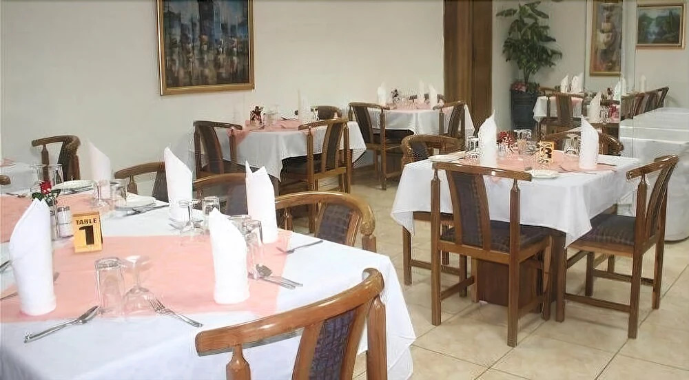 Ellking Hotel