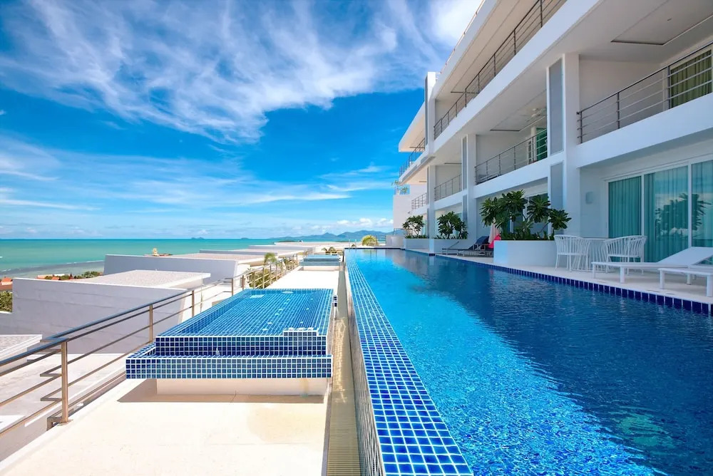 Serene Penthouse