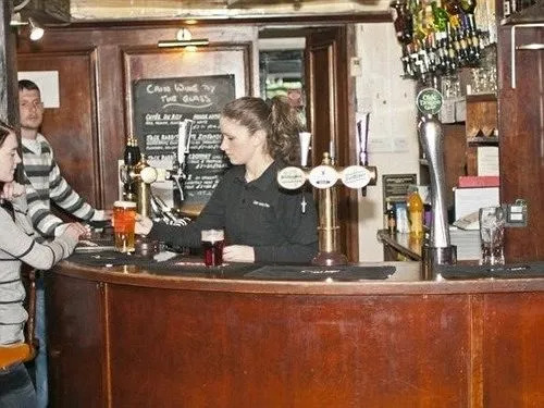 Cain Valley Hotel
