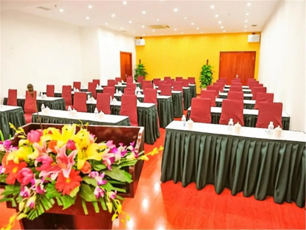 Eastern Garden Service Apartment