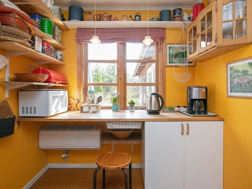 6 Person Holiday Home in Væggerløse