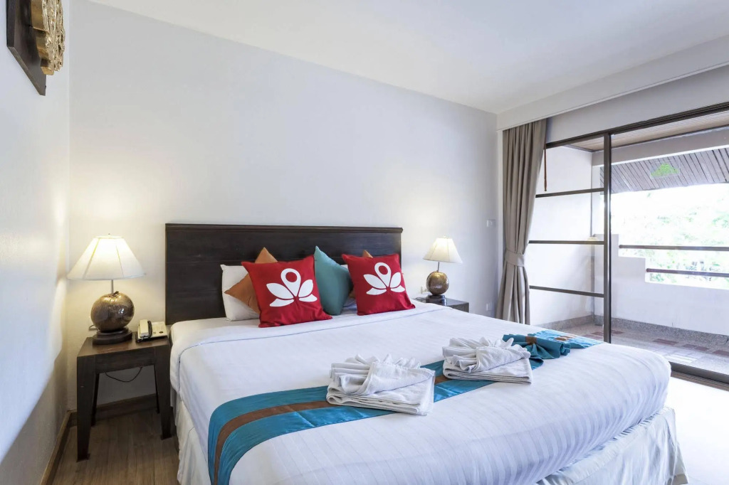 ZEN Premium Prachanukroh Patong Beach
