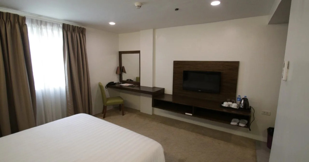 Top Star Hotel