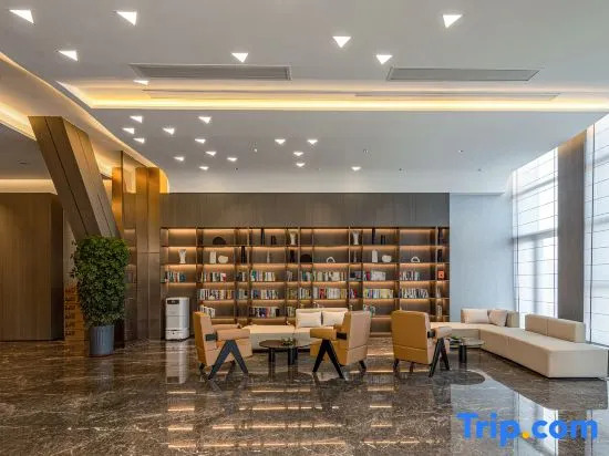 Yantai Penglai Administrative Service Center Atour Hotel