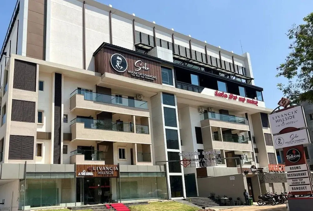 Hillside Hotel