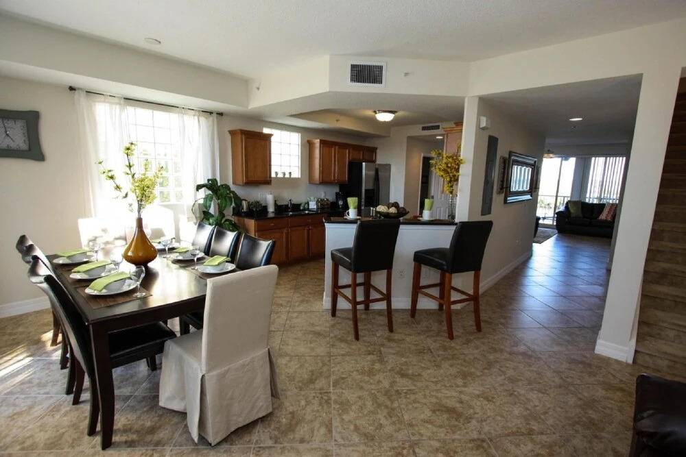579 Little Harbor