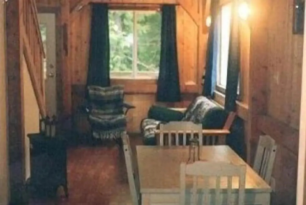 Spring Cove Cabins
