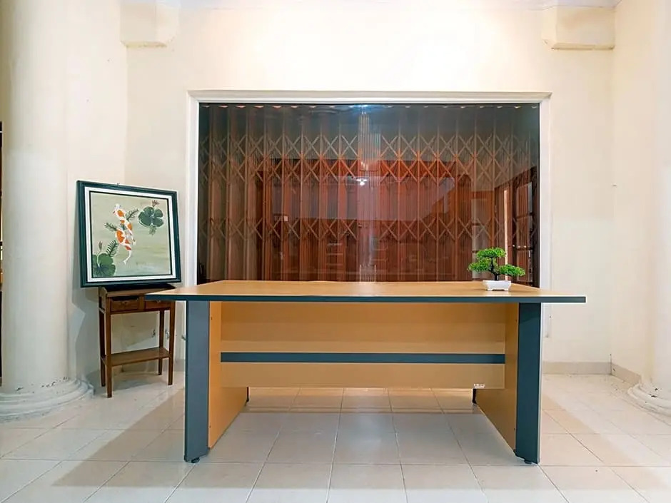 Oyo Life 2807 Nusa Indah Kost Putri