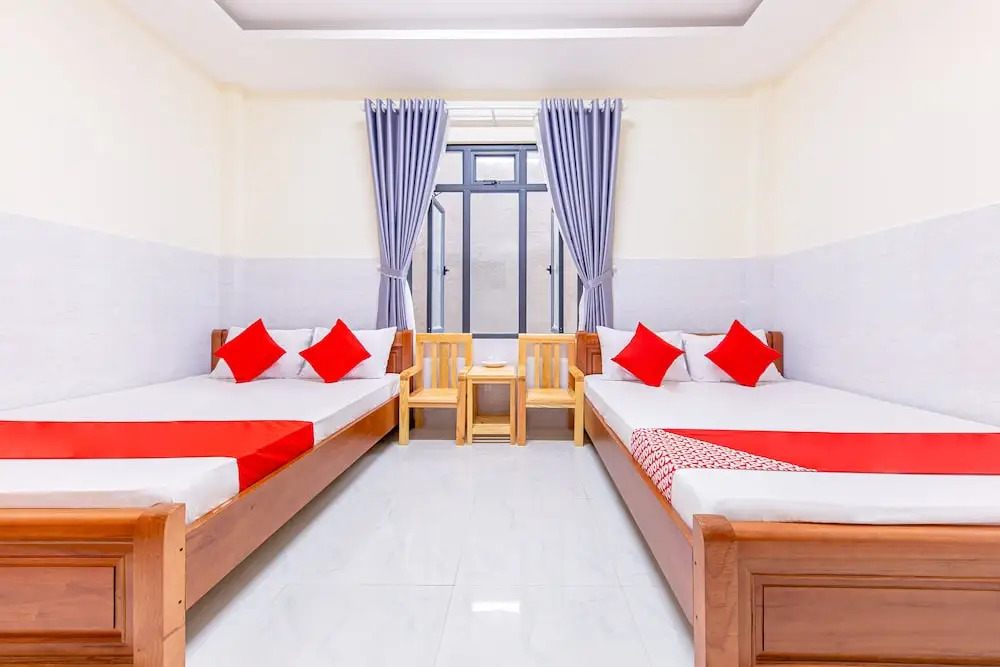 Son Lam Hotel by OYO Rooms
