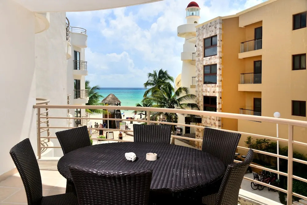 Ocean Front Corto Maltes 104 in Downtown