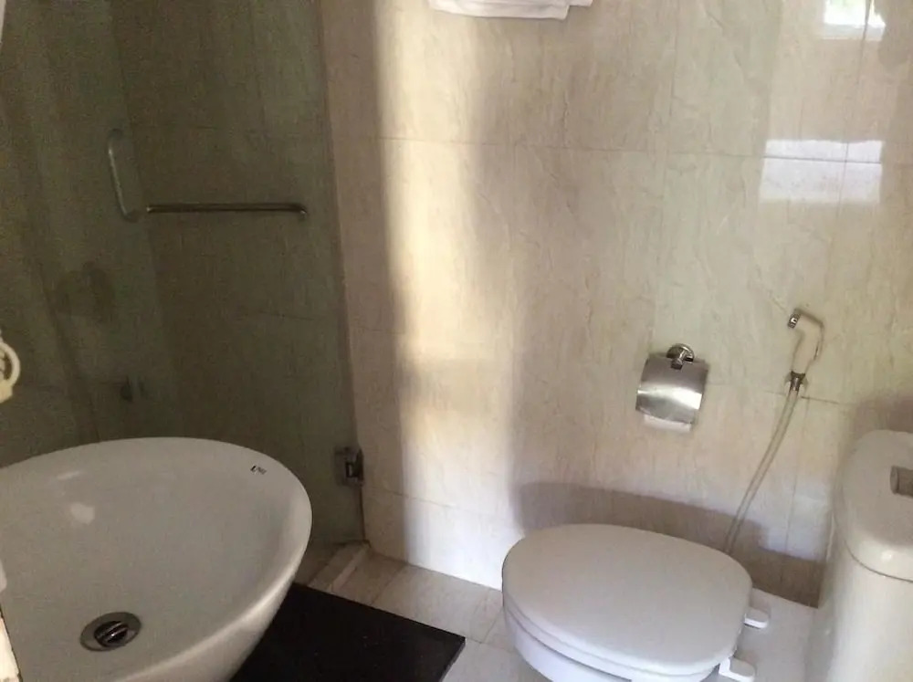 Tulip Hotel Vu Ngoc Phan