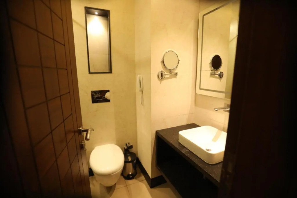 The Pinnacle INN Sarnath