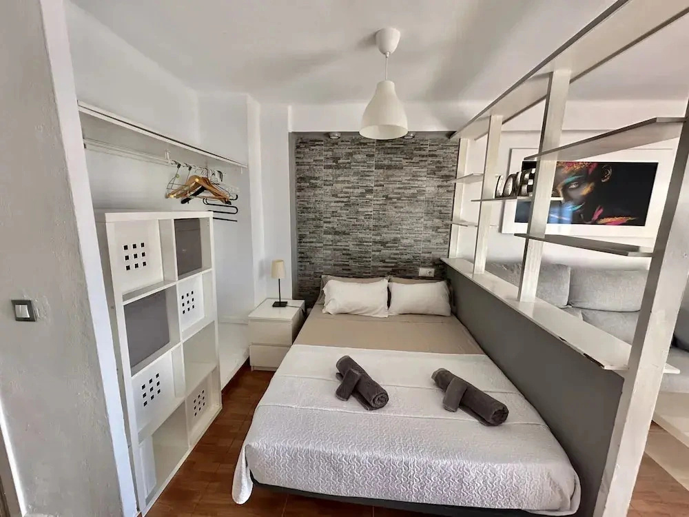 Apartment in Torremolinos With Sea Views