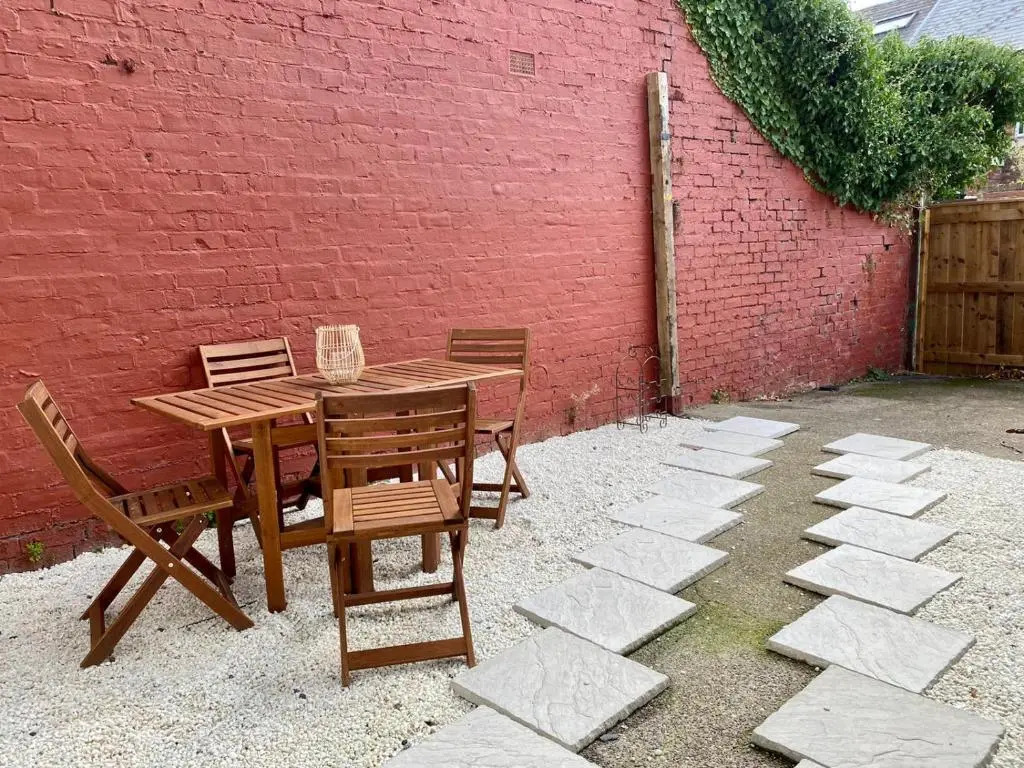 50 Biddlestone Road Heaton