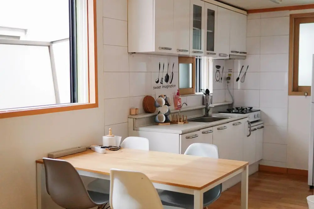 Hongdae One House Quad Room