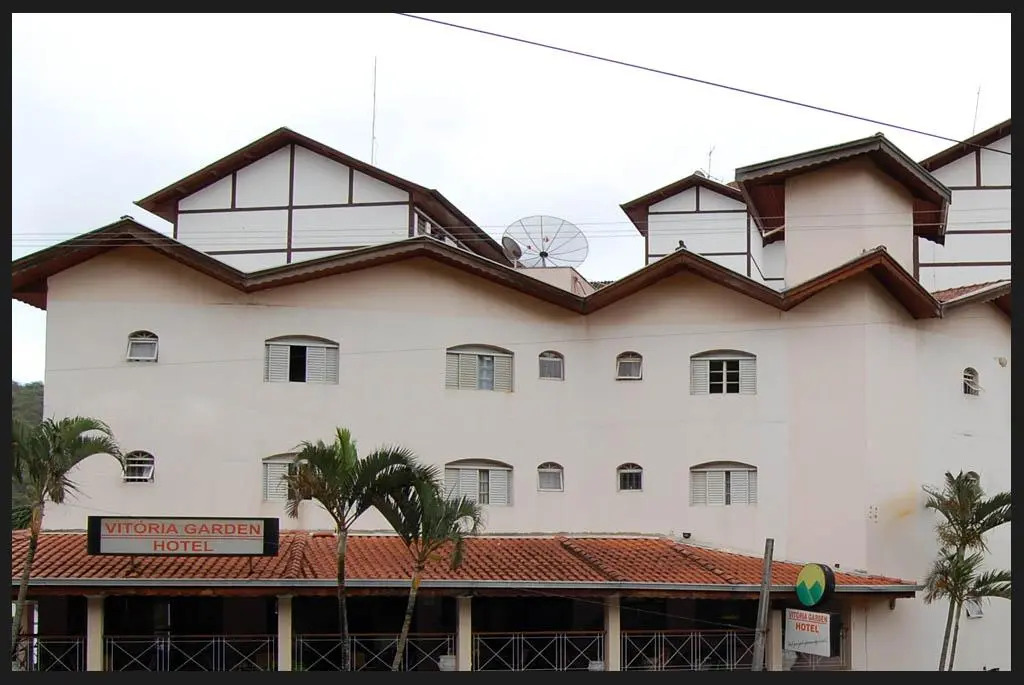 Pousada VITORIA GARDEN