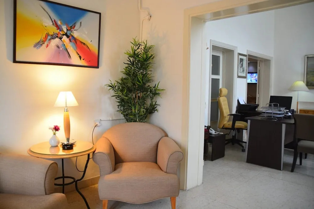 The Y Hotel