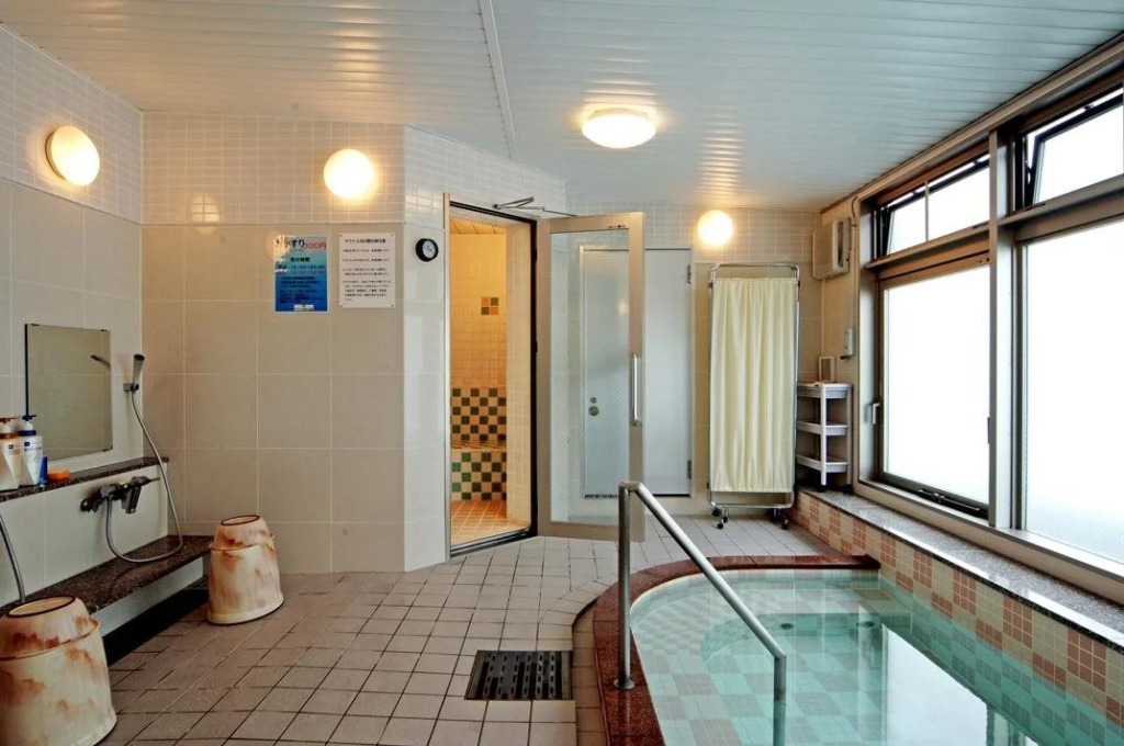 Hotel Famy Inn Kinshicho