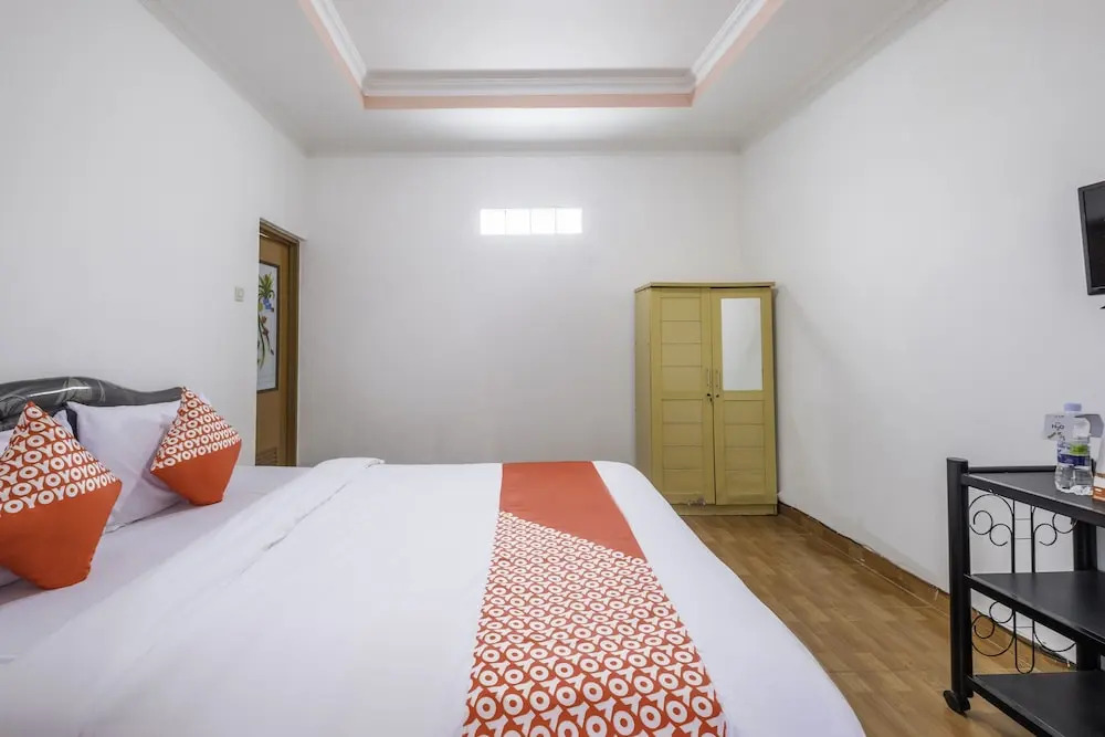 Puri Cikole Asri Guest House