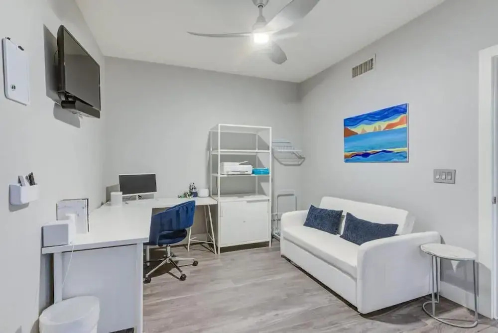 Scottsdale Condo Overlooking Golf Course