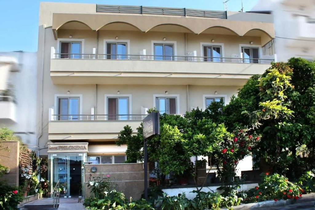 Philoxenia Hotel & Studios