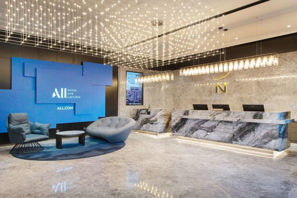 Novotel Living Yunnan Dianchi Times