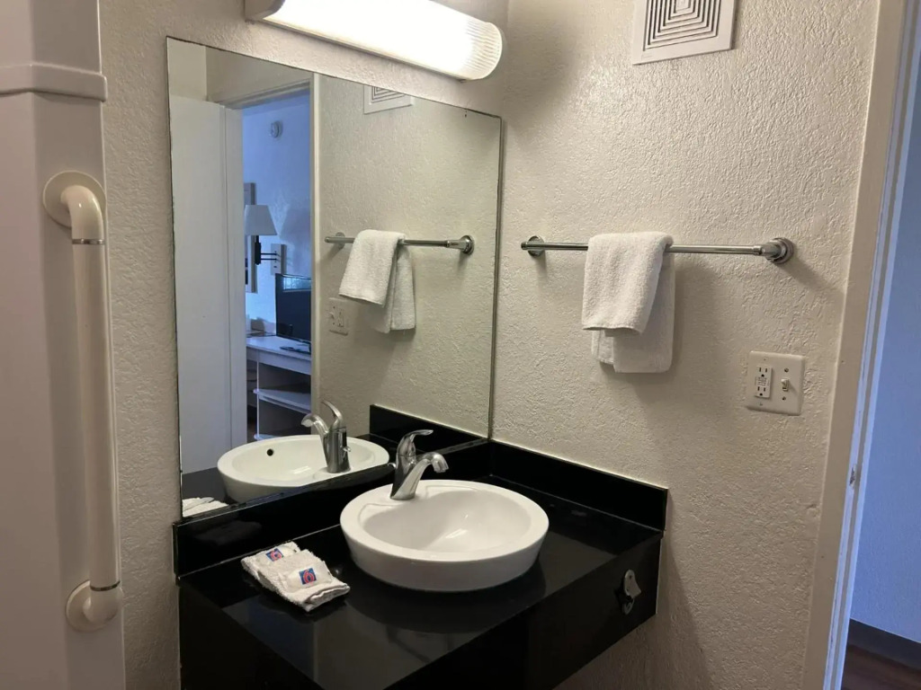 Motel 6-Stanton, CA- Anaheim West