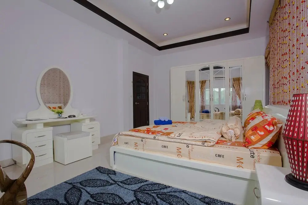 Thammachat P3 Victoria Villa 3 Beds