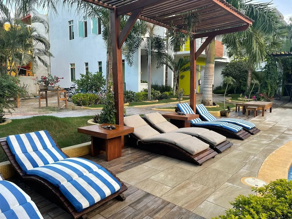 Coco Mar Suites