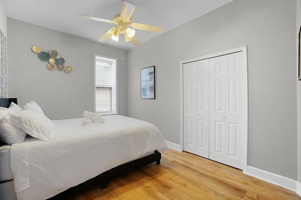 Spacious 3-Bedroom with King Bed
