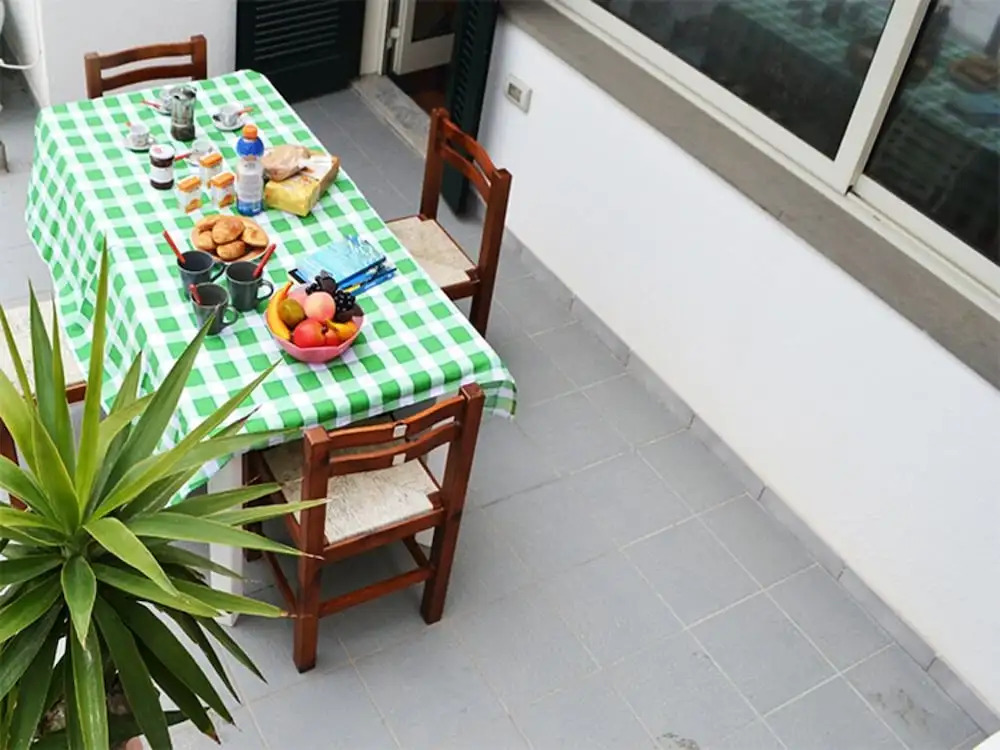 Apartment Directly On The Beach With Air Conditioning And Terrace, Pets Allowed