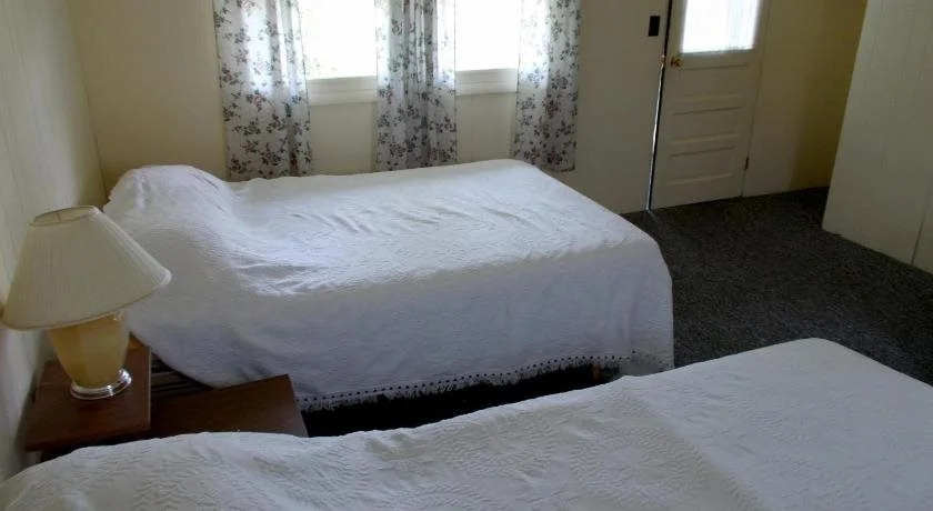 Inn at the Isles