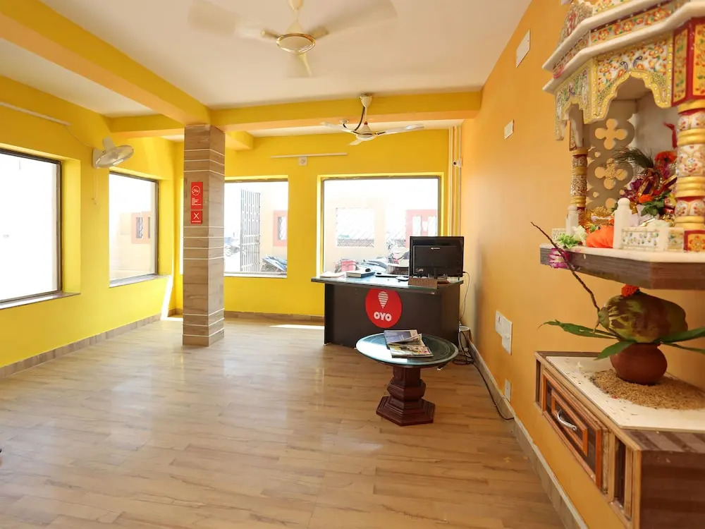OYO 9958 Laxmi Resort