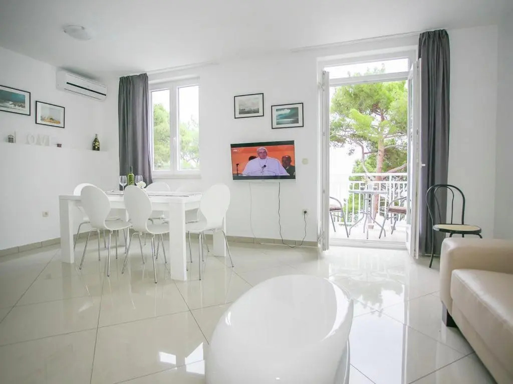 Sesar Apartments Krk - No. 3 Cvita