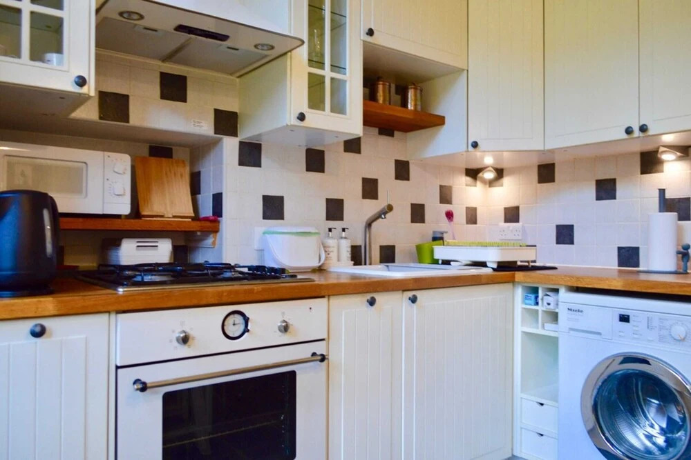 3 Bedroom Flat in Marchmont