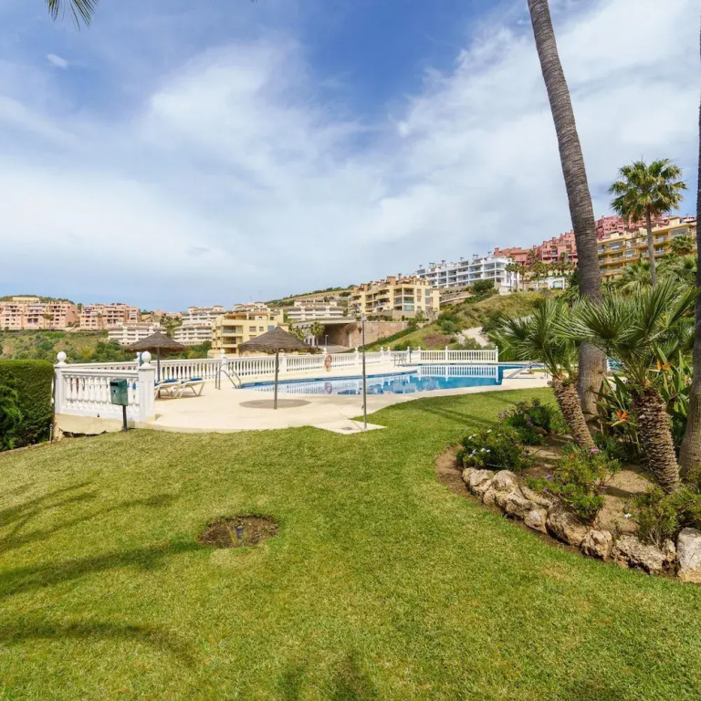 Seaview Sunny Altos De Calahonda Pool
