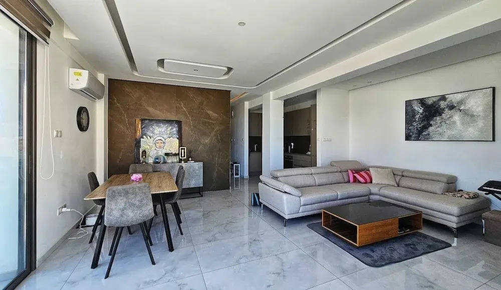 Seaview Business Hub Apartment