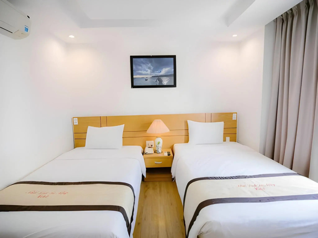 Nhat Linh Hotel & Suites Da Nang