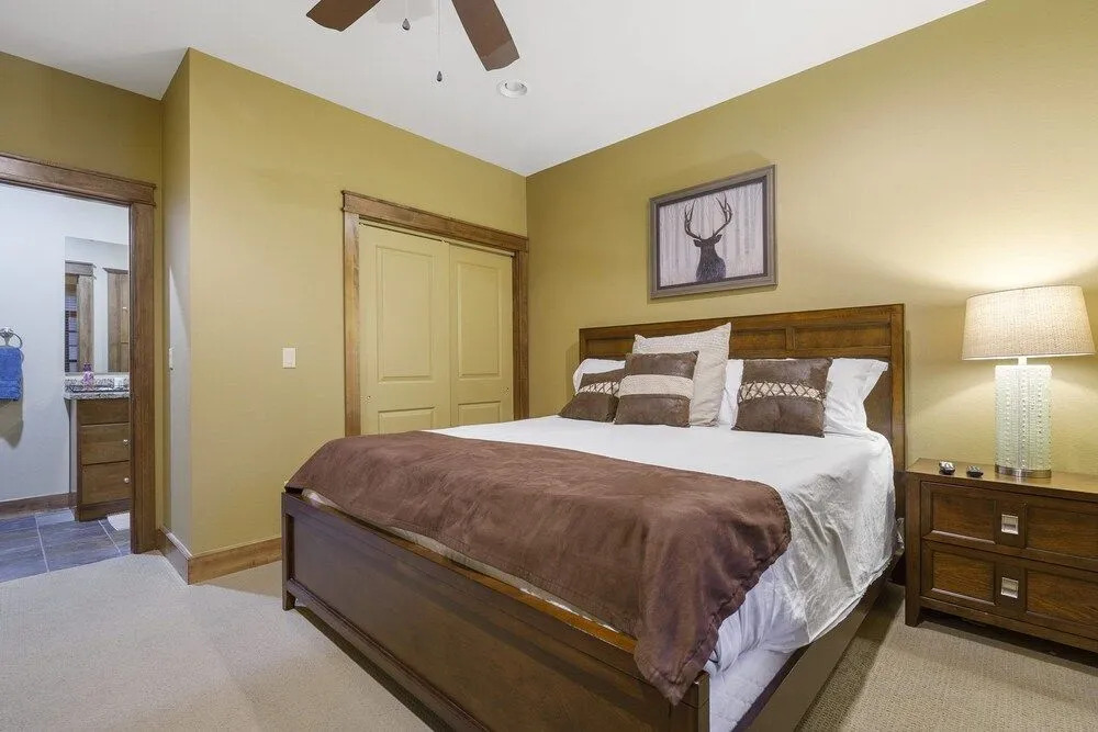 Taneycomo Retreat - Lakefront Condo