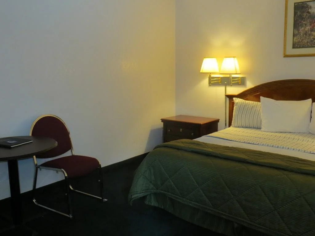 Silver Saddle Motel