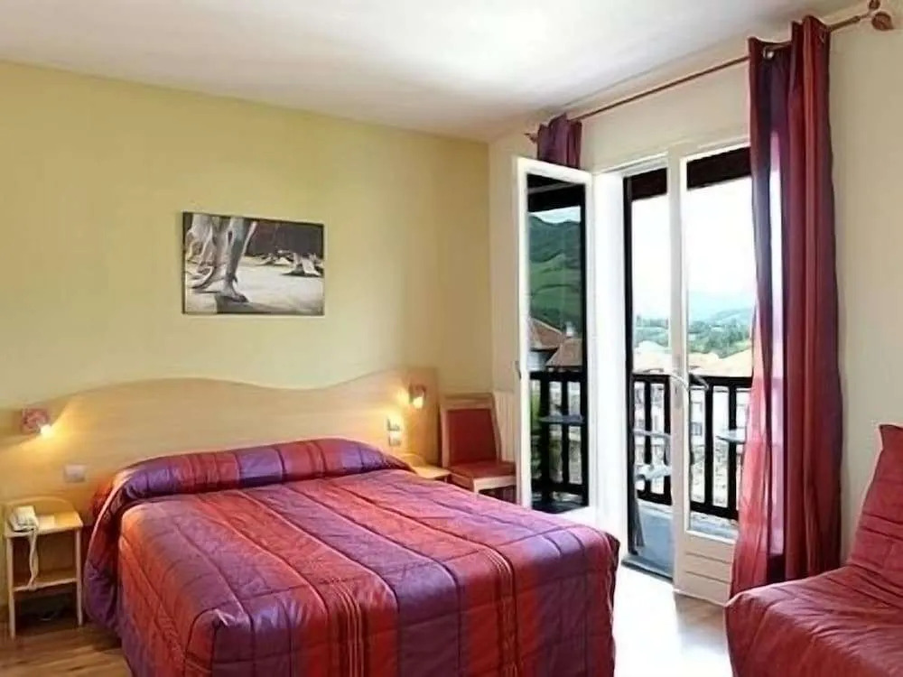 Hostel20 Ramuntcho