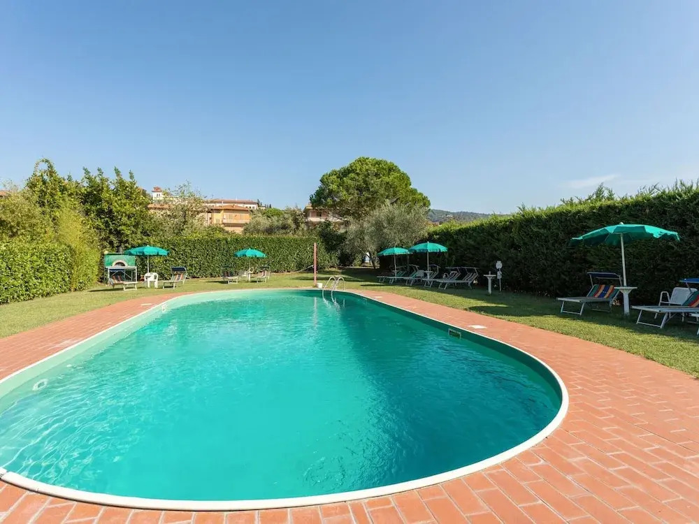 Cozy apartment with swimming pool and gym on Lake Trasimeno