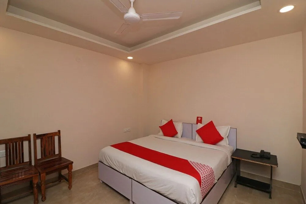 Oyo 37908 Hotel Prime
