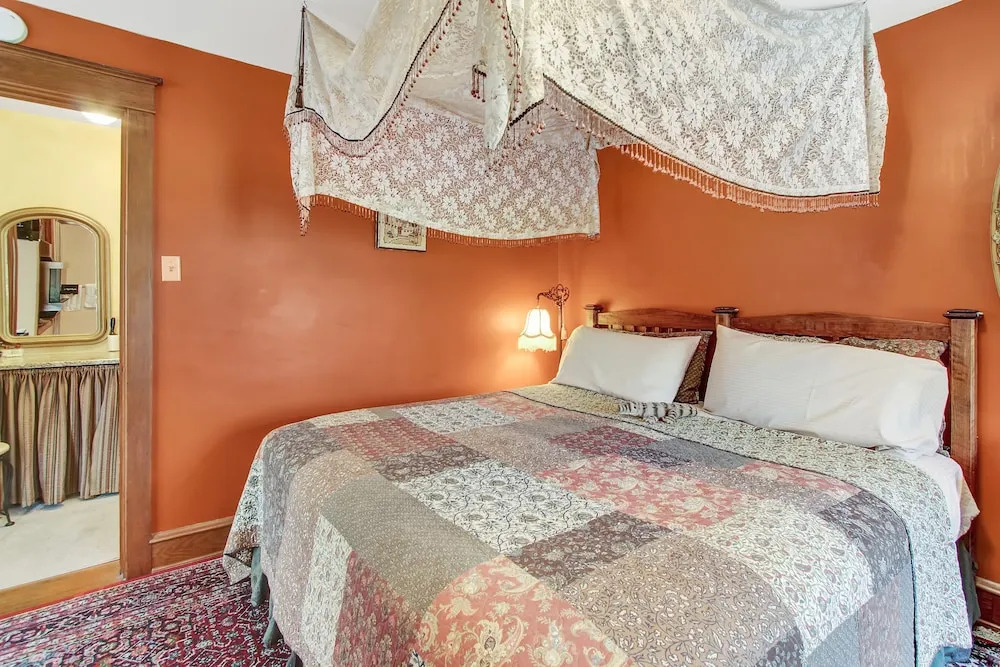Australian Walkabout Inn B & B