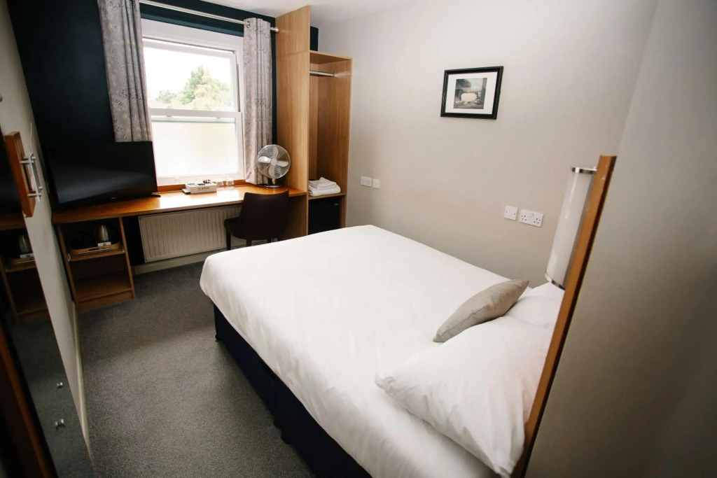 The Corner House Hotel