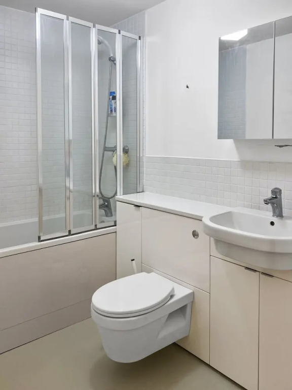 Rare 1-bed Church Converted Apartment in London